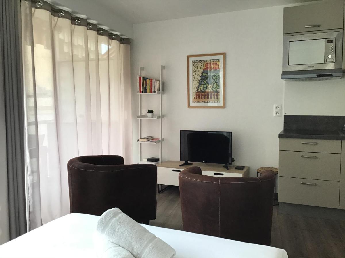 Apartment 7 Promenade Des *